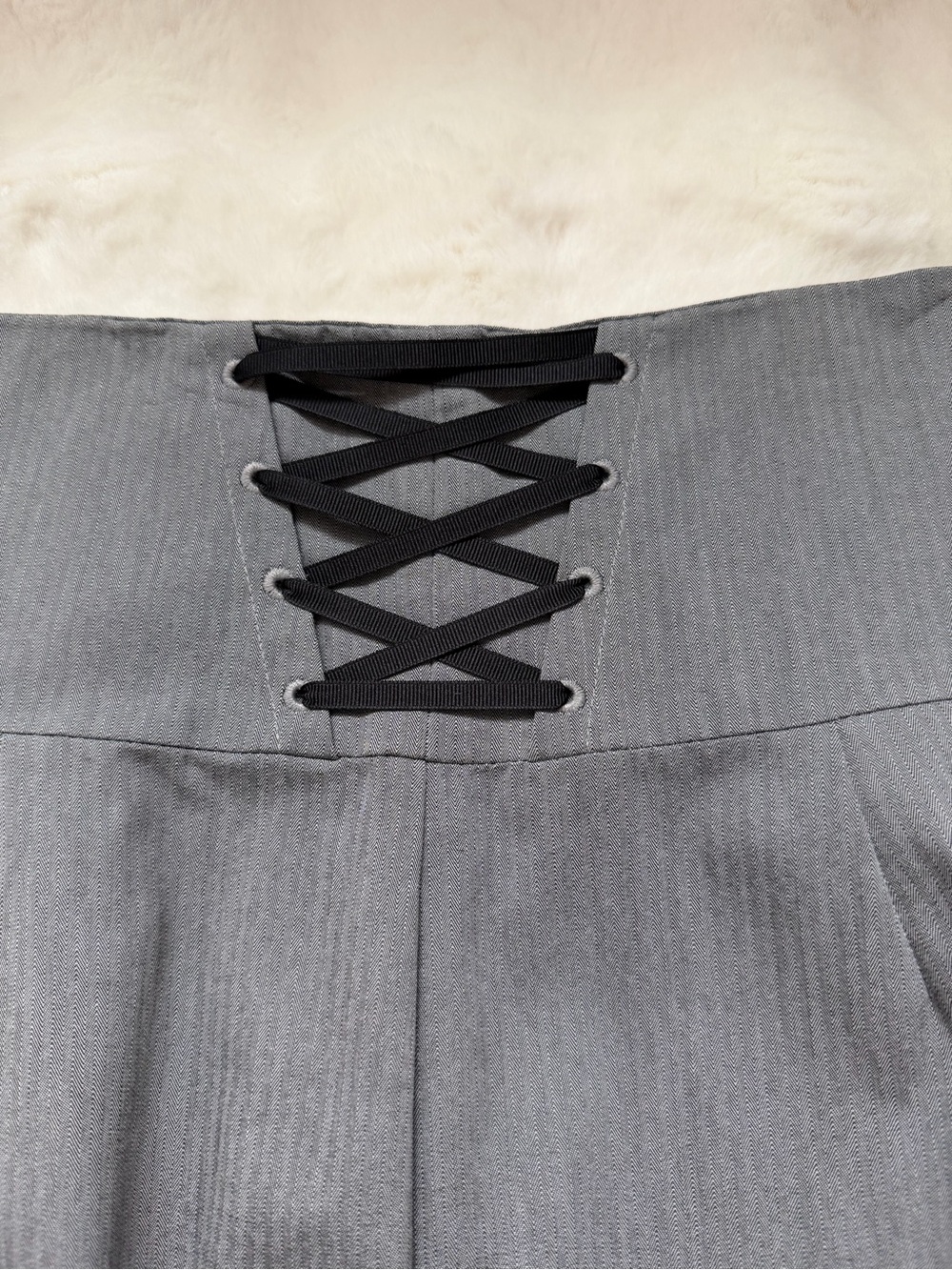 Victorian Style Worthington High Waist Midi Gray Pencil Skirt with Black Trim-8 - Picture 7 of 15